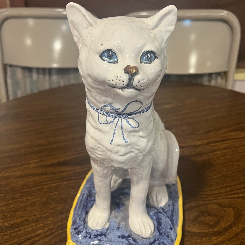 🌻Vintage ceramic cat